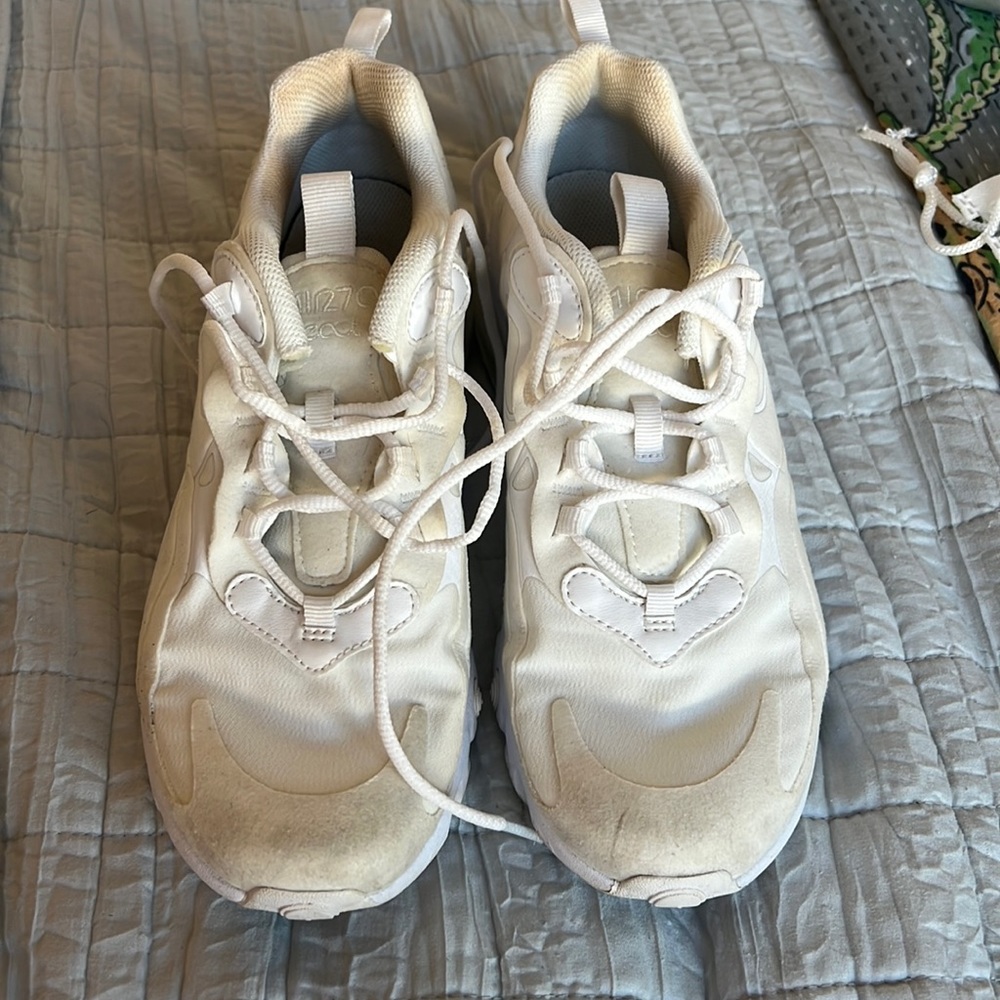 Nike 270 React